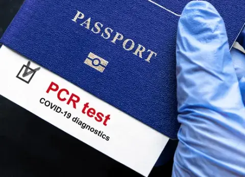 TEST MOLÉCULAIRE RT-PCR COVID-19 POUR LES VOYAGEURS À LIMA