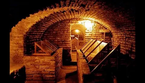 Visites des Catacombes depuis l'aéroport de Lima